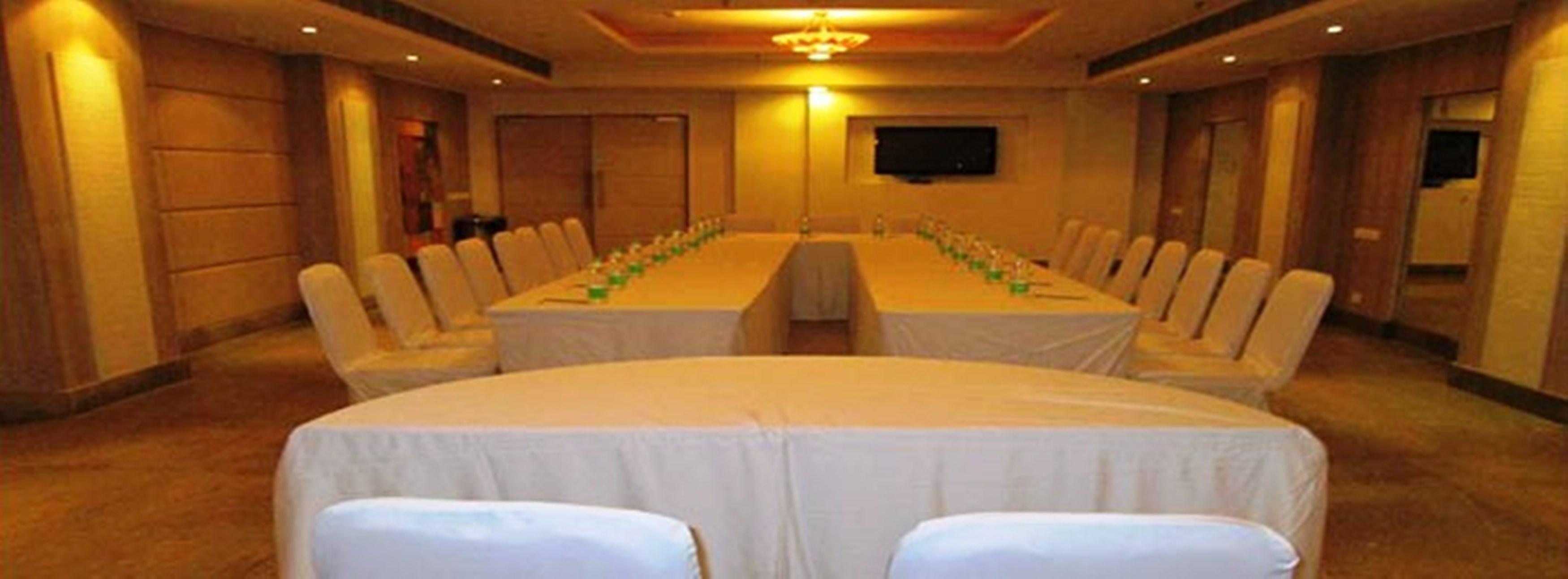 Sarovar Portico Naraina, Hotel Nueva Delhi Exterior foto