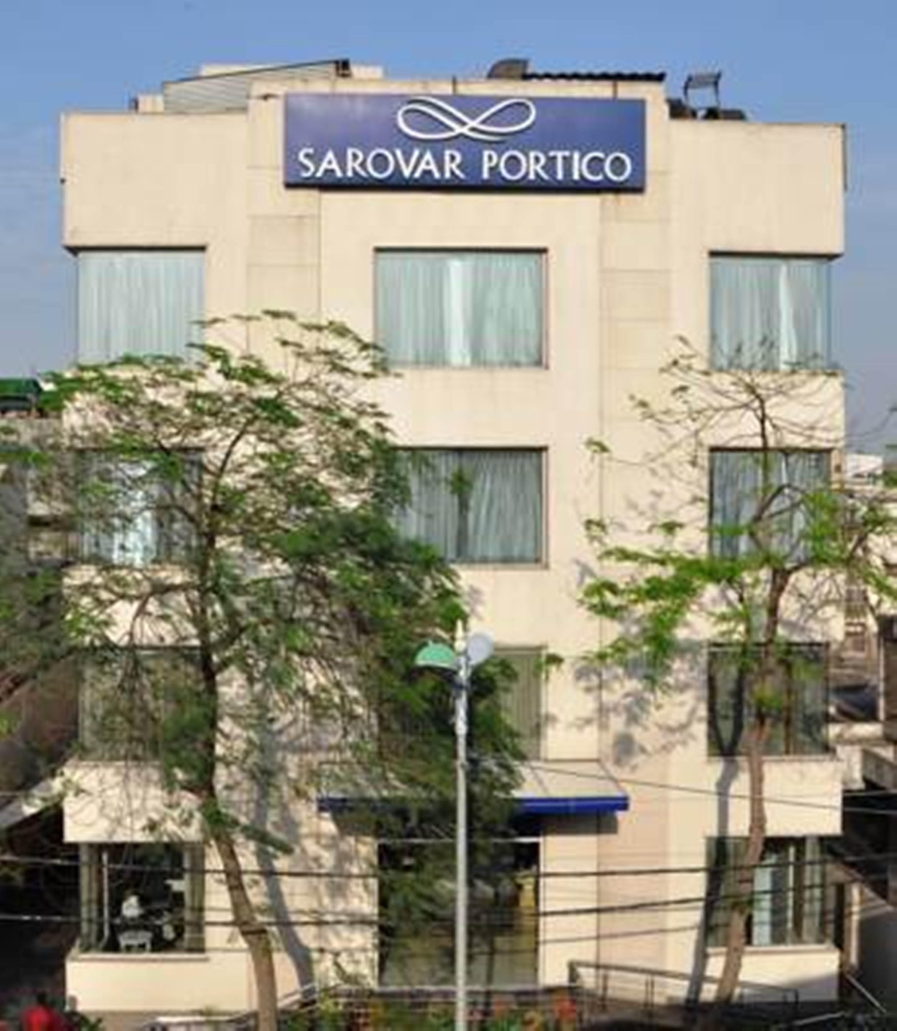 Sarovar Portico Naraina, Hotel Nueva Delhi Exterior foto