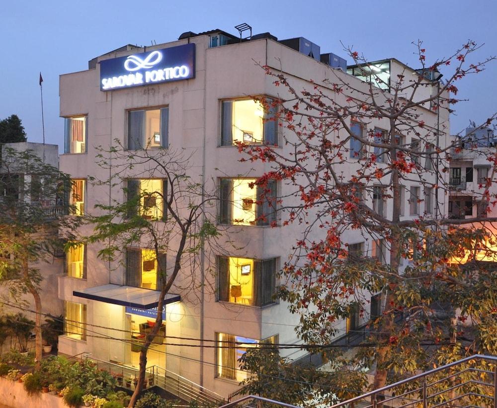 Sarovar Portico Naraina, Hotel Nueva Delhi Exterior foto